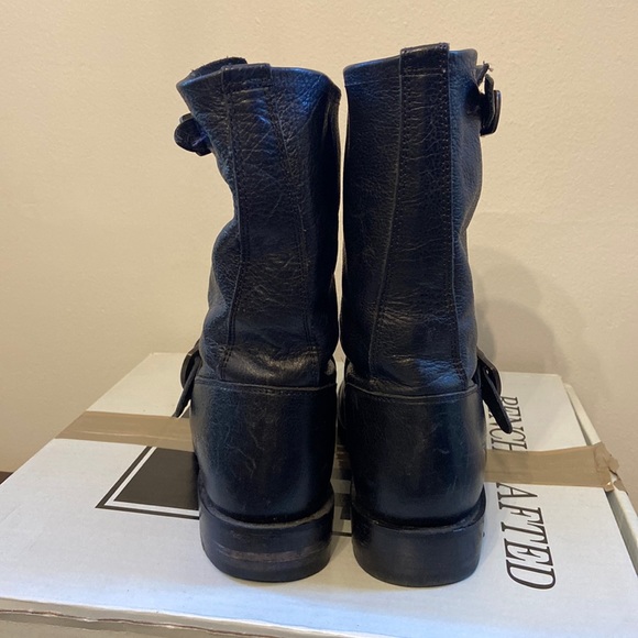 FRYE Veronica Shortie Black Booties - like new, size 7.5 - Picture 3 of 7